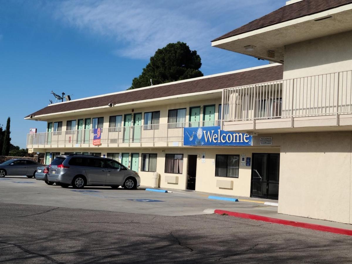 Motel 9 Las Cruces Εξωτερικό φωτογραφία