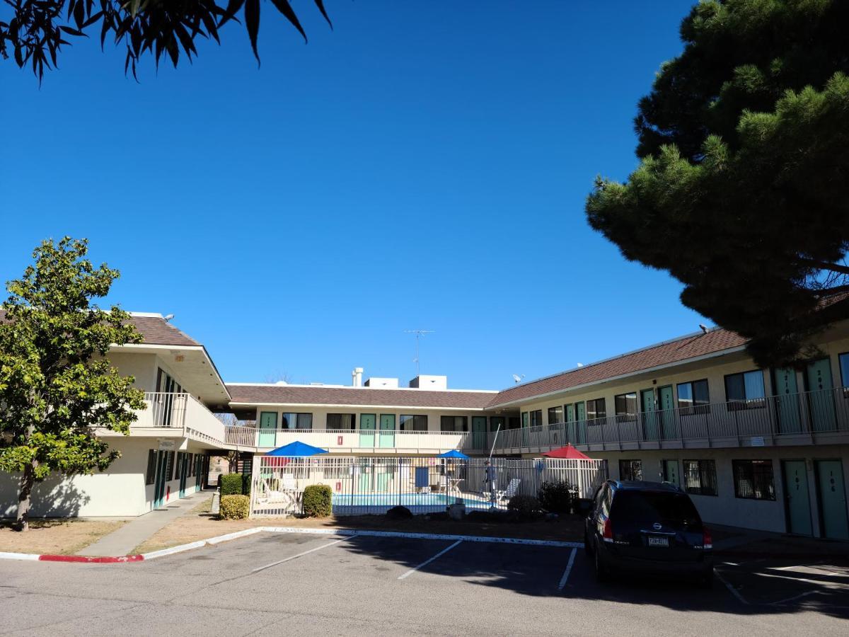 Motel 9 Las Cruces Εξωτερικό φωτογραφία