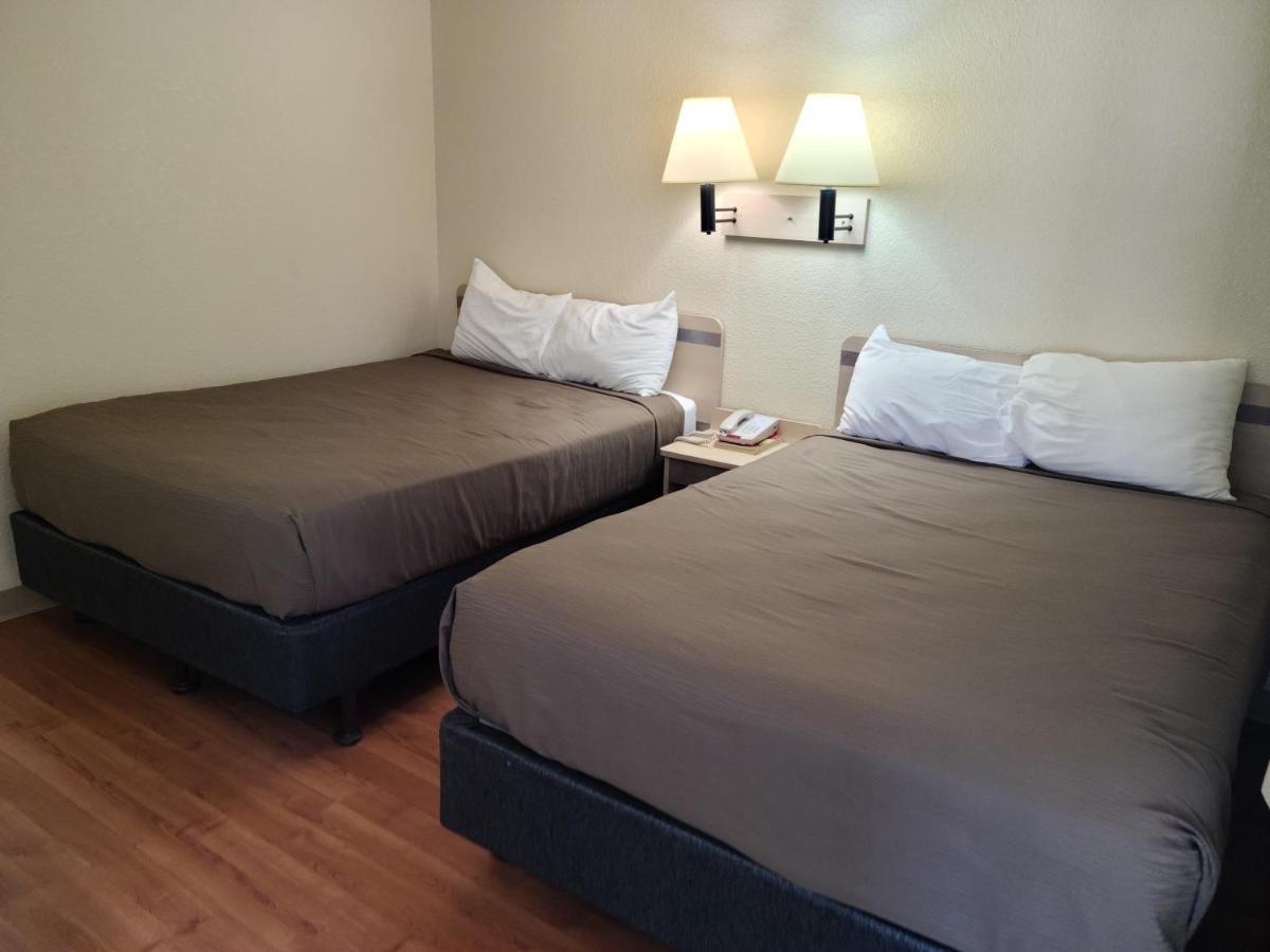 Motel 9 Las Cruces Εξωτερικό φωτογραφία