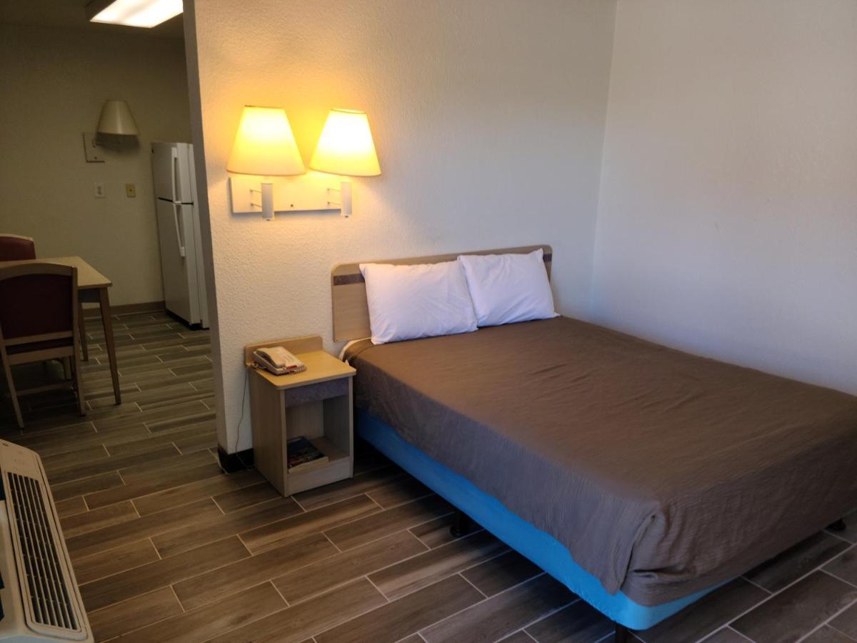 Motel 9 Las Cruces Εξωτερικό φωτογραφία